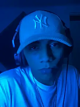 Snapshot of SkinnyHot444 chatting on January 2025 01:51:02 PM SkinnyHot444 online show from January 2025 01:51:02 PM