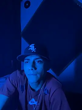 Snapshot of SkinnyHot444 chatting on February 2025 12:27:02 PM SkinnyHot444 online show from February 2025 12:27:02 PM