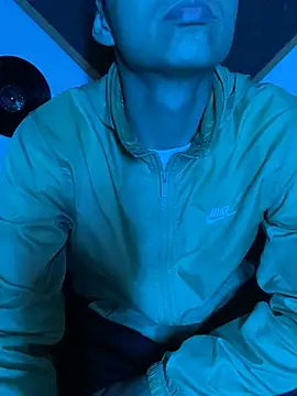 Snapshot of SkinnyHot444 chatting on February 2025 04:36:01 PM SkinnyHot444 online show from February 2025 04:36:01 PM