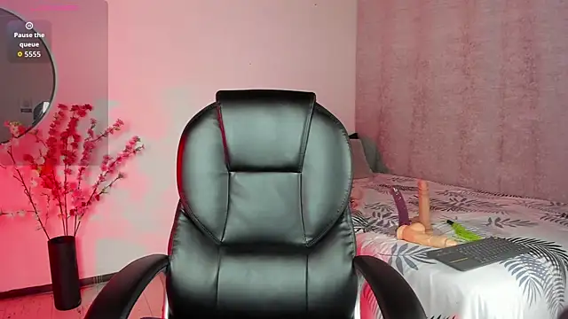 SaraMilf 69 online show from November 2025 01:43:01 PM