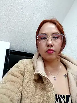 VIOLETA-25  online show from February 2025 04:32:02 PM