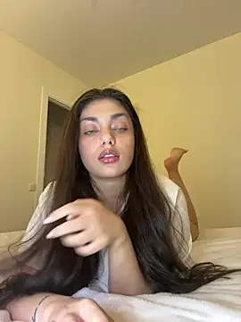 Snapshot of Sweet_Khalifa_ chatting on December 2024 01:55:02 PM Sweet Khalifa  online show from December 2024 01:55:02 PM