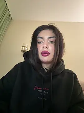 Snapshot of Sweet_Khalifa_ chatting on October 2025 02:40:02 PM Sweet Khalifa  online show from October 2025 02:40:02 PM