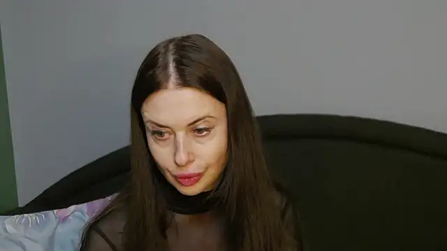 Mia Lovi online show from February 2025 04:53:01 PM