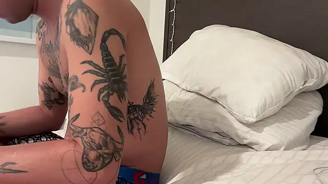 Youngjoshy online show from December 2024 12:40:02 PM