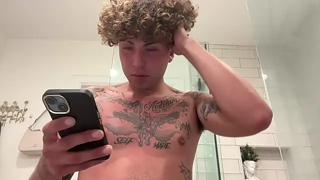 Youngjoshy online show from December 2024 11:39:01 PM