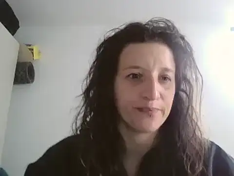 Snapshot of hanamy_joha chatting on January 2025 02:03:01 PM hanamy joha online show from January 2025 02:03:01 PM