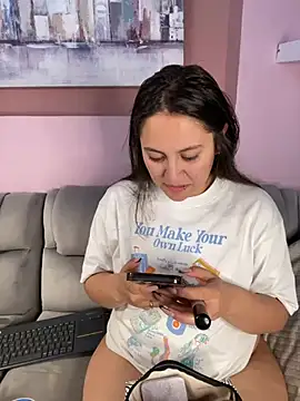 PoliBenett  online show from January 2025 07:48:01 PM