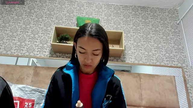 Mia scarlet69 online show from March 2025 12:12:01 PM