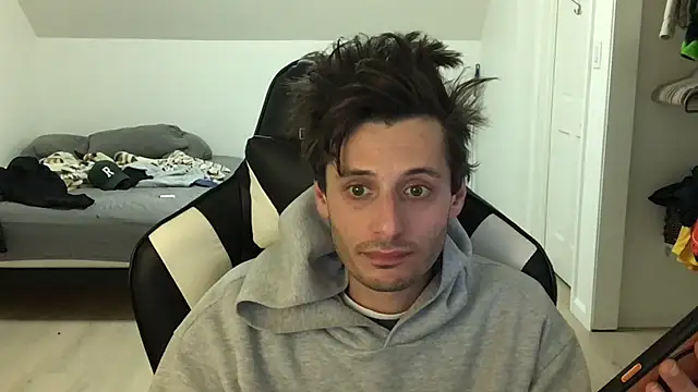 Dylansd online show from February 2026 06:25:02 AM