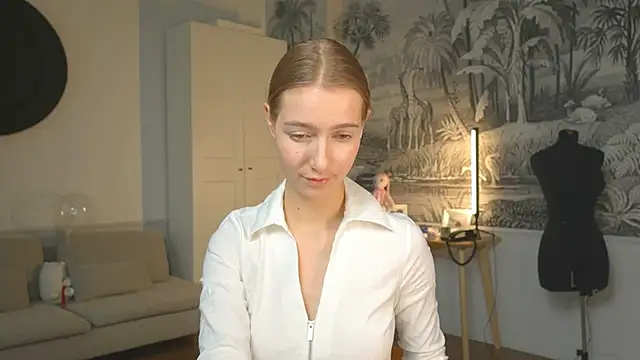 solar bella online show from January 2025 01:39:01 PM