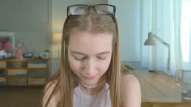 solar bella online show from February 2025 02:05:01 PM