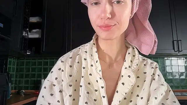 solar bella online show from February 2026 04:29:01 AM