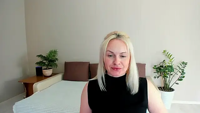 Snapshot of Alicee_Gracee chatting on January 2025 09:13:02 AM Alicee Gracee online show from January 2025 09:13:02 AM