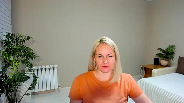 Snapshot of Alicee_Gracee chatting on January 2025 10:11:02 PM Alicee Gracee online show from January 2025 10:11:02 PM