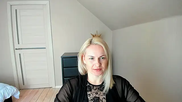 Snapshot of Alicee_Gracee chatting on February 2025 10:26:01 AM Alicee Gracee online show from February 2025 10:26:01 AM