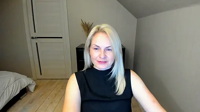 Snapshot of Alicee_Gracee chatting on October 2025 07:38:01 PM Alicee Gracee online show from October 2025 07:38:01 PM