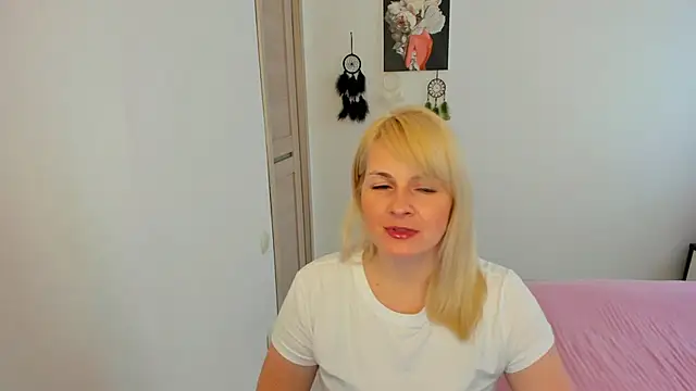 Snapshot of Alicee_Gracee chatting on February 2026 12:30:01 PM Alicee Gracee online show from February 2026 12:30:01 PM