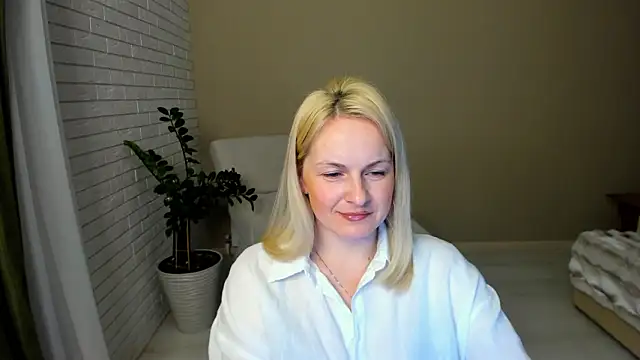 Snapshot of Alicee_Gracee chatting on February 2026 07:43:02 PM Alicee Gracee online show from February 2026 07:43:02 PM