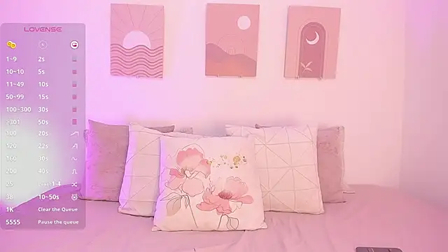 Mia Heartt online show from February 2025 06:48:01 PM