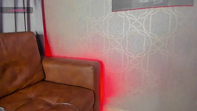 Lucii fer  online show from September 2025 11:43:01 AM