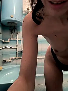 beaverwoman online show from February 2025 09:58:02 PM