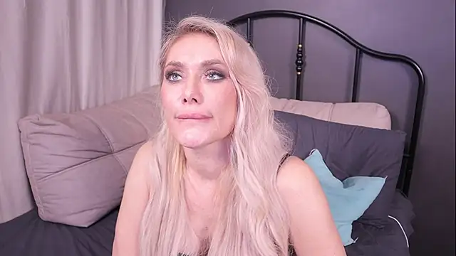 IsadoraDunkan online show from March 2025 03:22:02 AM