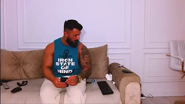 UrsuKing online show from January 2025 09:24:01 PM