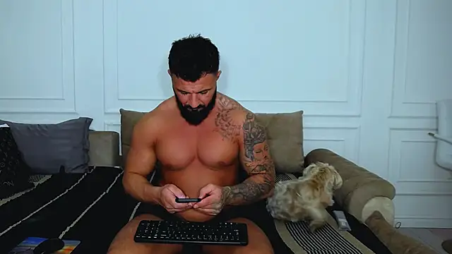 UrsuKing online show from February 2025 07:38:01 PM