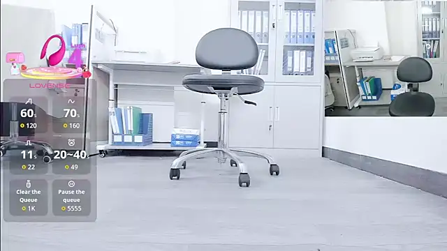 Snapshot of Cheryl_106 chatting on November 2025 02:14:01 AM Cheryl 106 online show from November 2025 02:14:01 AM