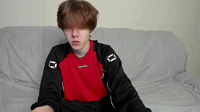 Snapshot of braxiboy chatting on December 2024 07:37:01 AM braxiboy online show from December 2024 07:37:01 AM