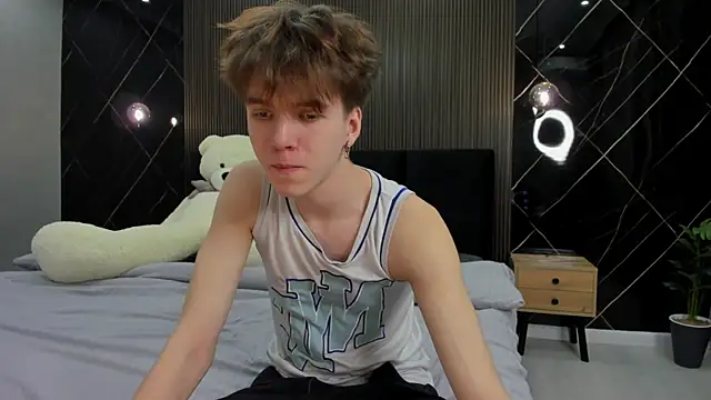 Snapshot of braxiboy chatting on December 2024 12:31:01 PM braxiboy online show from December 2024 12:31:01 PM