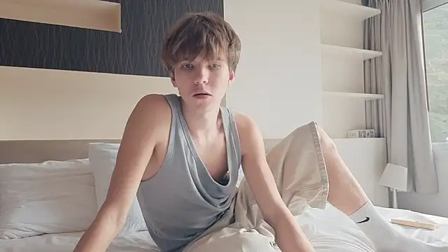 Snapshot of braxiboy chatting on November 2025 07:30:02 AM braxiboy online show from November 2025 07:30:02 AM