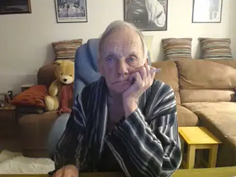 Snapshot of Ferret7777 chatting on May 2026 09:33:02 PM Ferret7777 online show from May 2026 09:33:02 PM