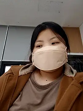 hello098712 online show from October 2025 03:18:02 AM