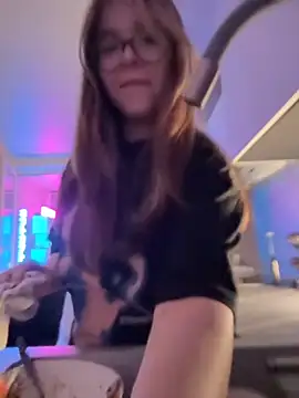 Snapshot of CutiePie3 chatting on September 2025 05:23:02 PM CutiePie3 online show from September 2025 05:23:02 PM