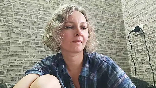 EdithManning online show from January 2025 10:58:01 AM