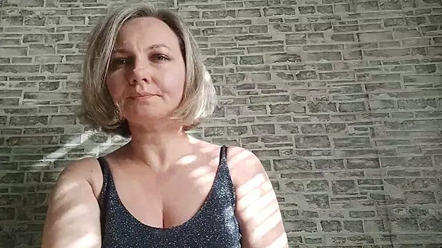 EdithManning online show from March 2025 08:13:01 AM