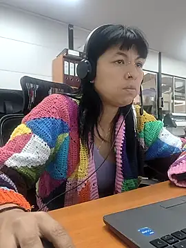 maria lasexy online show from February 2026 12:01:01 PM