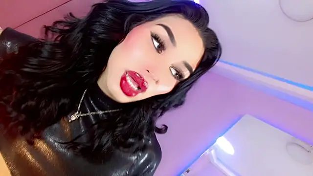 Snapshot of Jadeyourqueen chatting on December 2024 03:53:01 PM Jadeyourqueen online show from December 2024 03:53:01 PM