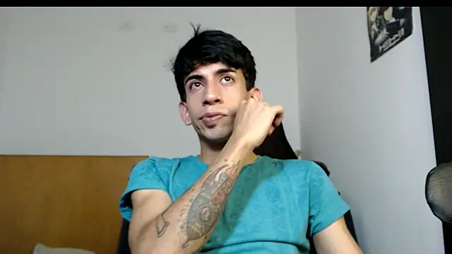 Snapshot of Zack_Kingg chatting on March 2026 03:51:01 PM Zack Kingg online show from March 2026 03:51:01 PM