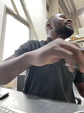 Blakishie online show from February 2025 12:06:01 PM