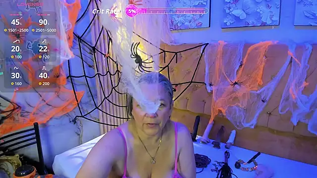 miisevvie  online show from October 2025 04:13:02 AM