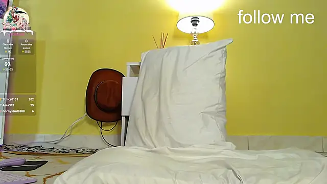 zoey-fox online show from January 2025 09:43:02 AM