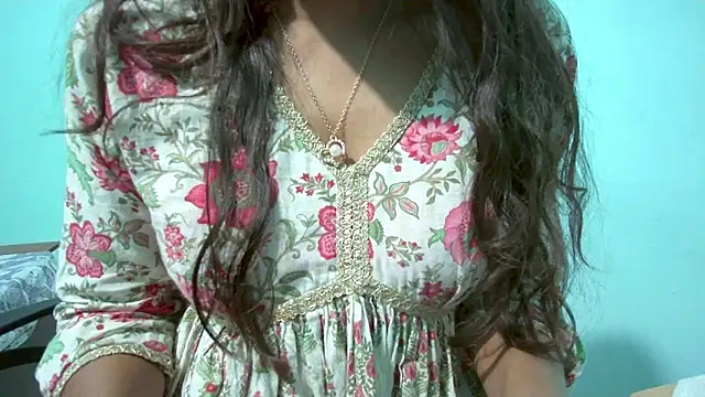 Only hunny online show from February 2025 04:37:01 PM