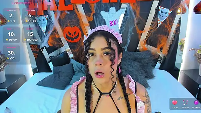 antonelllepiercee online show from October 2025 11:32:02 AM