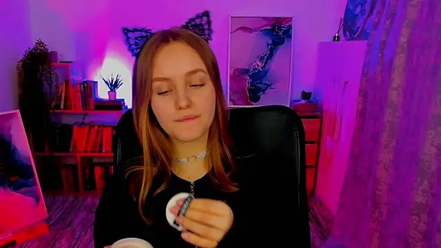 KellyPoter online show from December 2024 02:58:02 PM