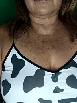 Snapshot of Kasandra_Ho chatting on October 2025 01:39:02 AM Kasandra Ho online show from October 2025 01:39:02 AM