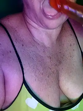 Snapshot of Kasandra_Ho chatting on November 2025 01:15:01 AM Kasandra Ho online show from November 2025 01:15:01 AM