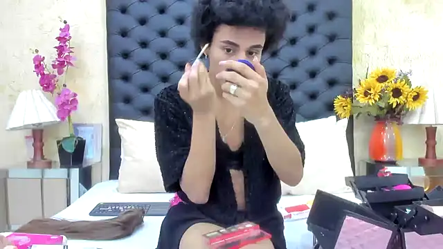 Snapshot of NahomiWhitel chatting on September 2025 03:27:02 PM NahomiWhitel online show from September 2025 03:27:02 PM